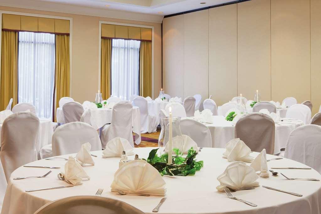 Doubletree By Hilton Atlanta Airport Hotel College Park Restaurante foto