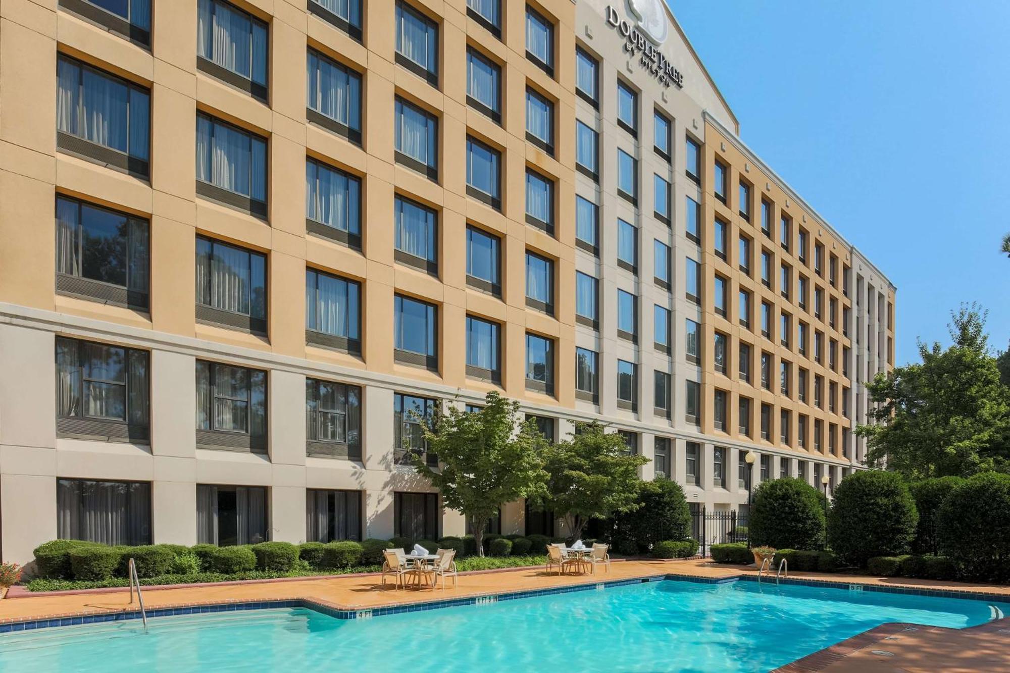 Doubletree By Hilton Atlanta Airport Hotel College Park Exterior foto