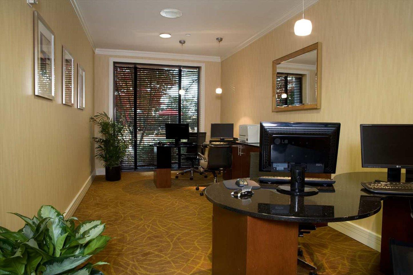 Doubletree By Hilton Atlanta Airport Hotel College Park Exterior foto
